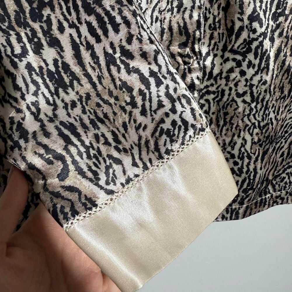 Amanda Stewart Country VTG Americana Sears Leopard print silk pajama top - Picture 5 of 8